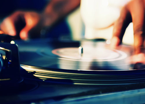 Dj